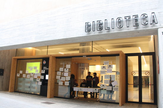 Image of public library Montserrat Abelló, in Barcelona, in November 2019 (by Judit Catarineu)